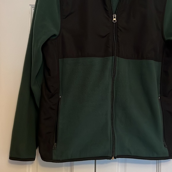 Men’s Zippered Fleece. Old Navy - Picture 4 of 11